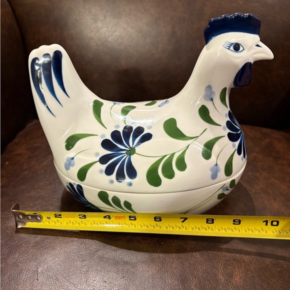 Dansk Blue Flower Chicken Casserole Dish 🐓 💙 - Picture 8 of 9